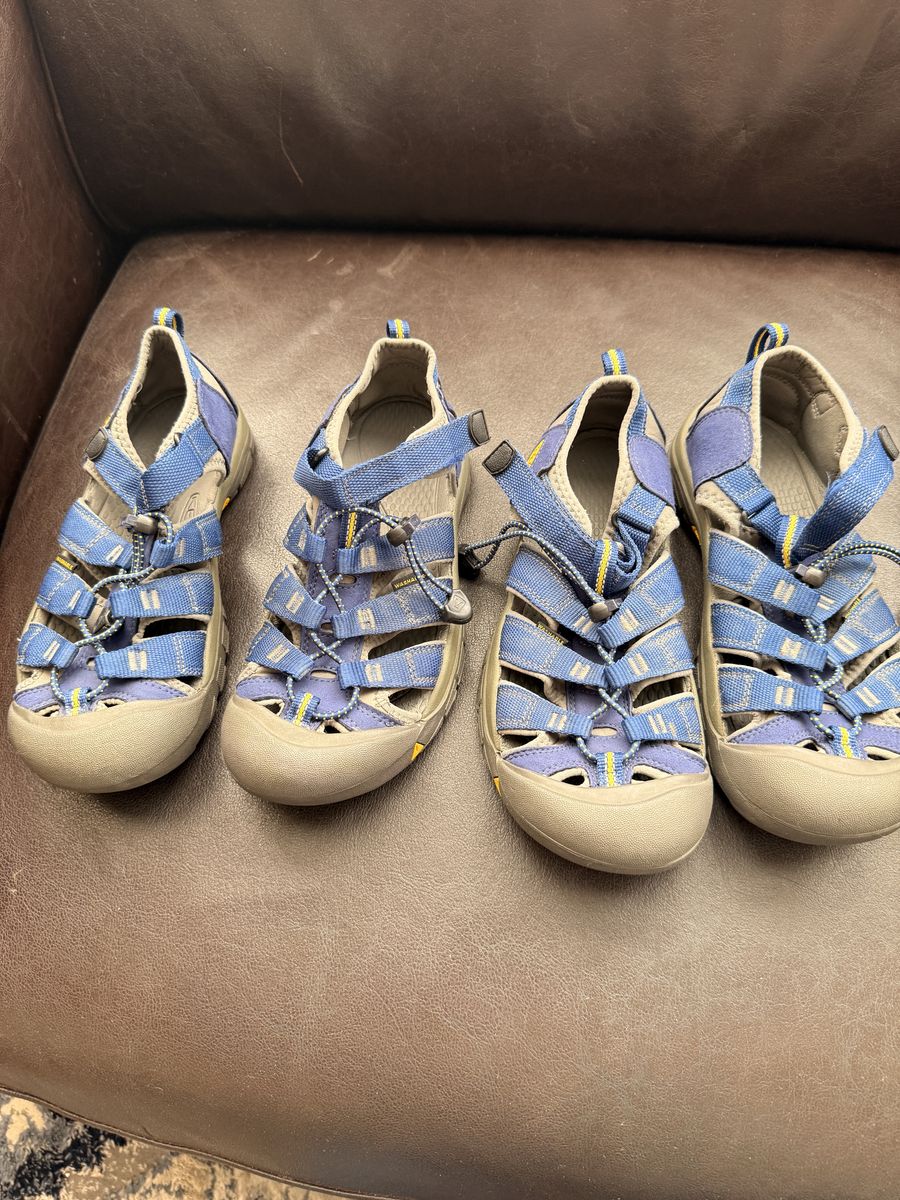 Kids Keen sandals