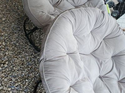 swivel comfy chairs