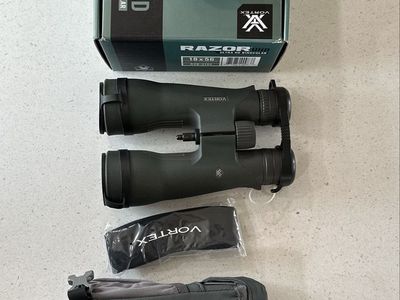 Vortex Razor UHD 18x56 Ultra HD Binoculars - Excellent Condition with Case