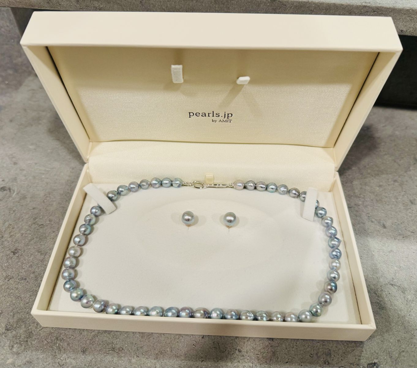 Silver/Blue Japan Akoya Pearl Set
