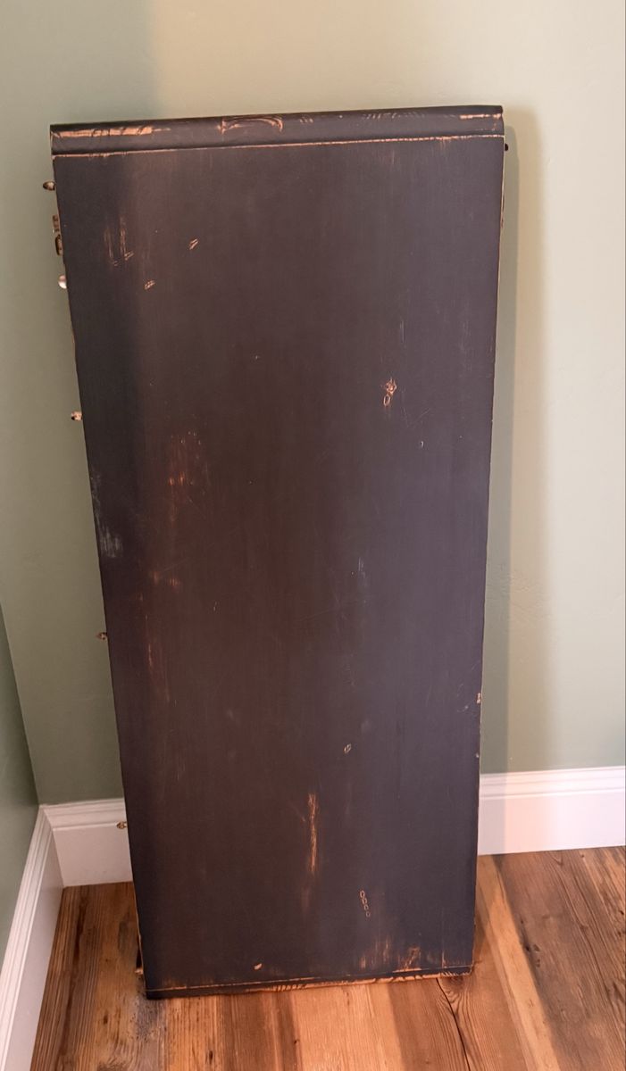 Main image 8