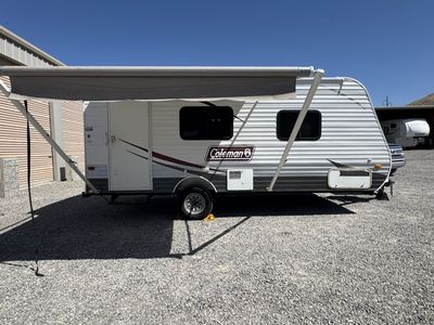 Clean 2014 Coleman Expedition Ultralite