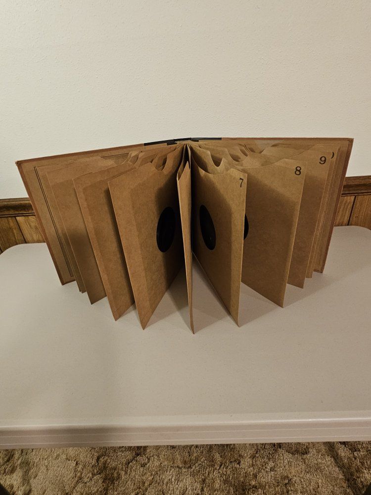 Main image 6