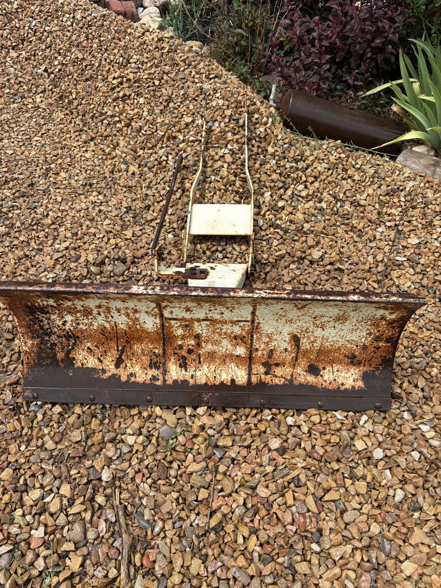 Main image 6