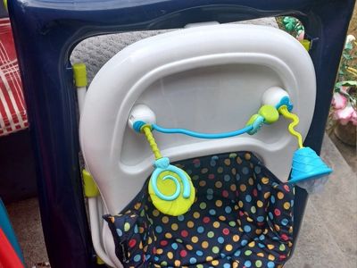 Baby Trend Walker with Activity Bar, Polka Dot Seat - Used