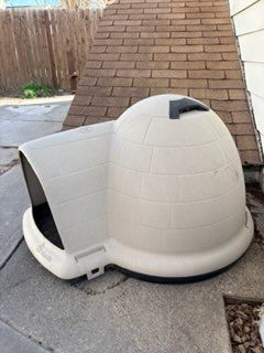 Dog Igloo