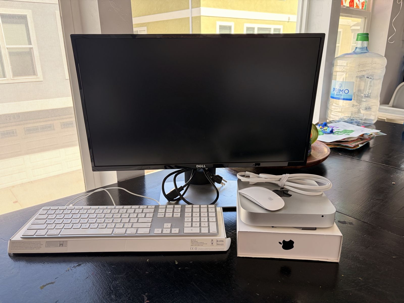 Dell Monitor and Apple Mac Mini Bundle (Keyboard & Mouse Included) - Excellent Condition