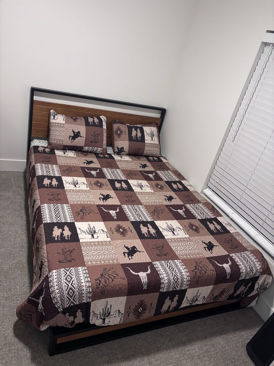 Queen bed frame w/ Mattress and Western Quilt and Pillow