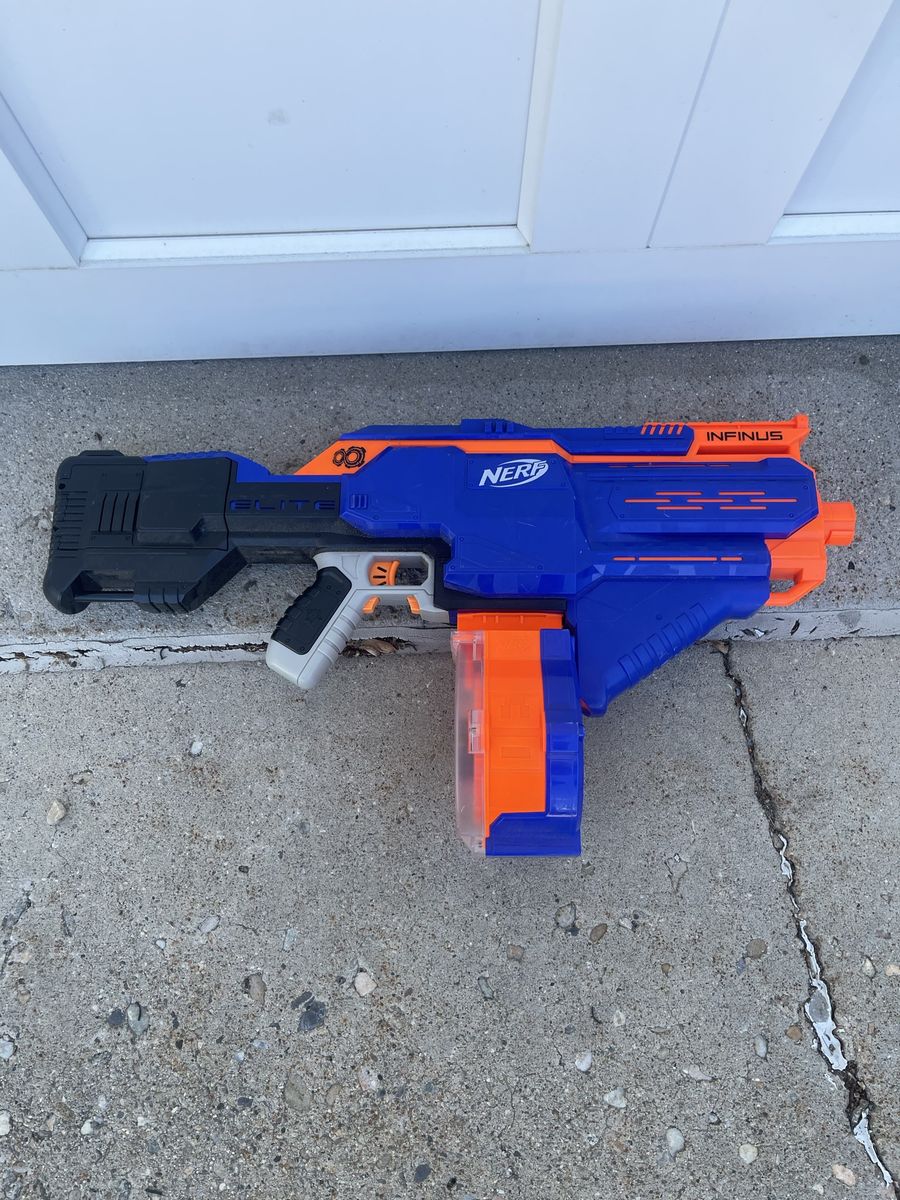 Nerf N-Strike Elite Infinus Motorized Blaster With Drum Magazine