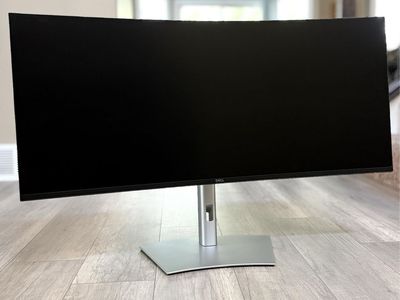 MINT Dell U4025 Ultrasharp 120 Hz IPS Curve Monitor Thunderbolt 4 Hub