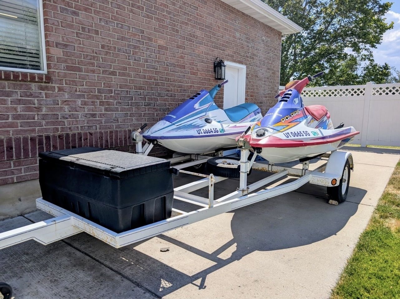 Pair of 1995 Vintage Polaris Jet Skis 700 / 750 Personal Watercraft with Double Trailer