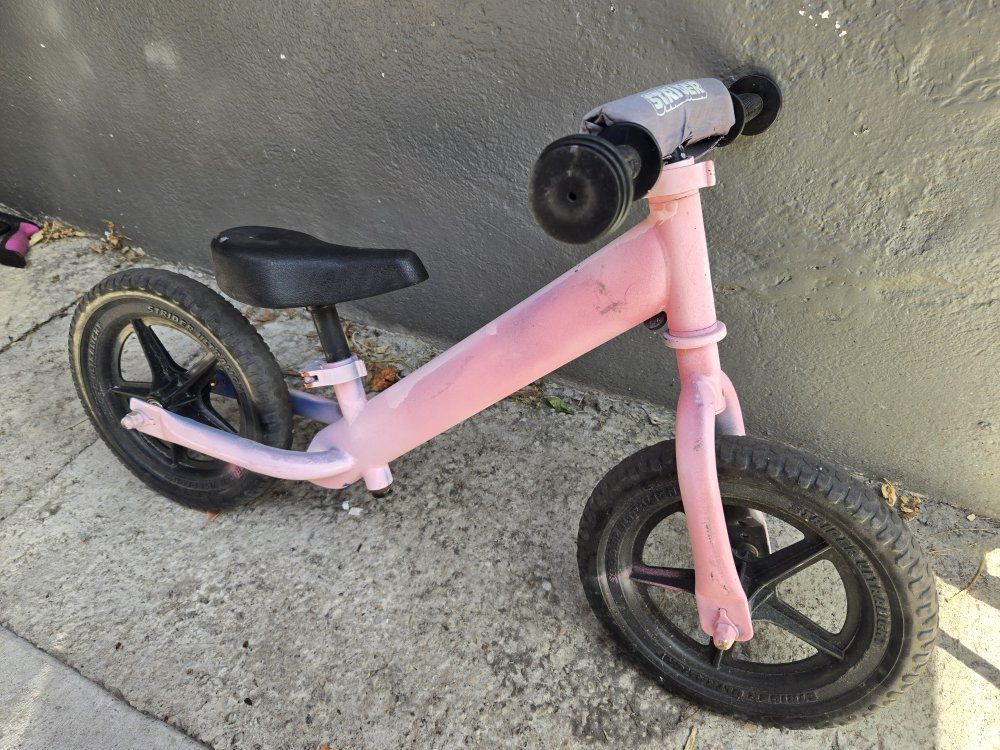small pink strider bike $20 OBO