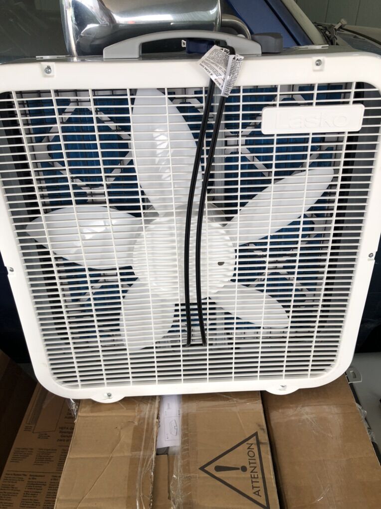Brand New Lasko Fan