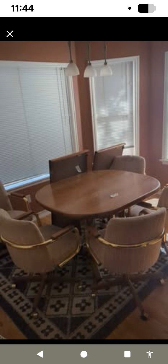 dining room table with 6 chairs
