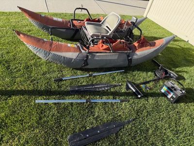 Single Pontoon Boat