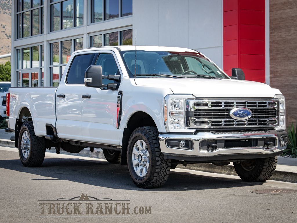 2023 Ford F-350 XLT