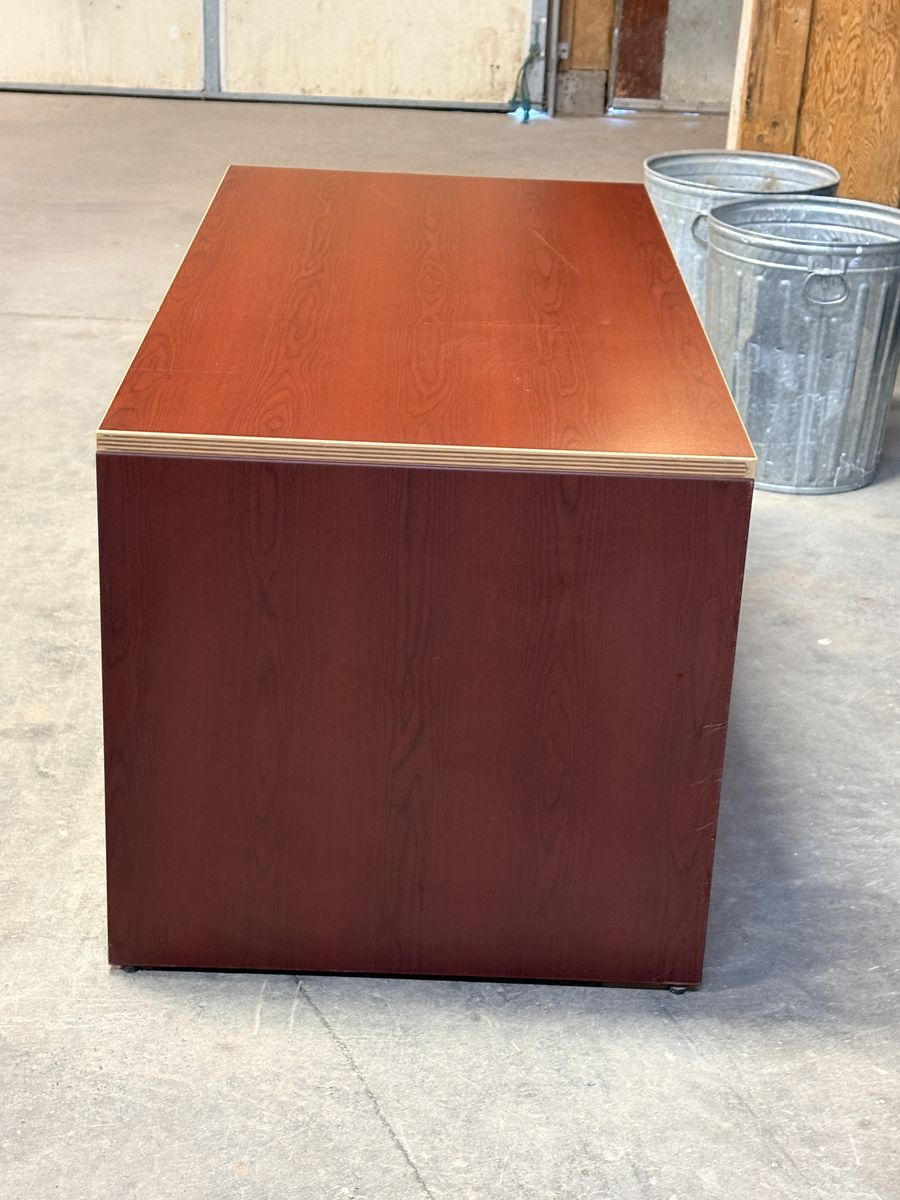 Main image 2