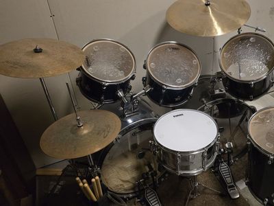 Drum kit