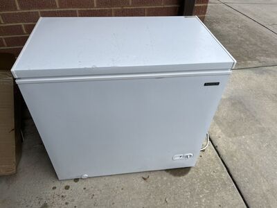 Thomson 7 cubic foot freezer chest
