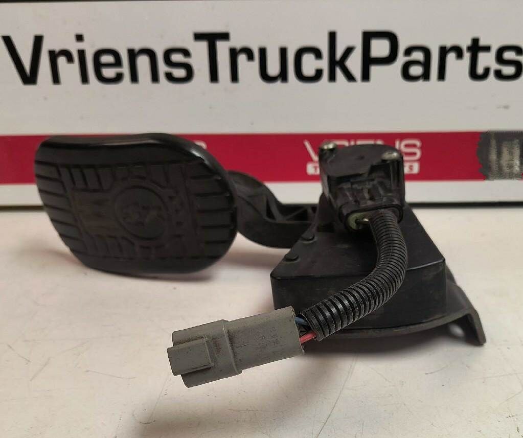 Used Kenworth T800 Electronic Throttle Pedal Assembly, Part # S21-1009-100