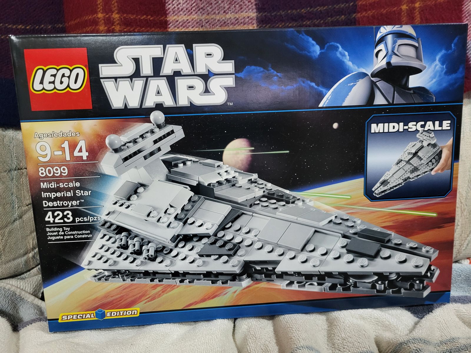 LEGO STAR WARS MIDI-SCALE IMPERIAL STAR DESTROYER   2010 issue