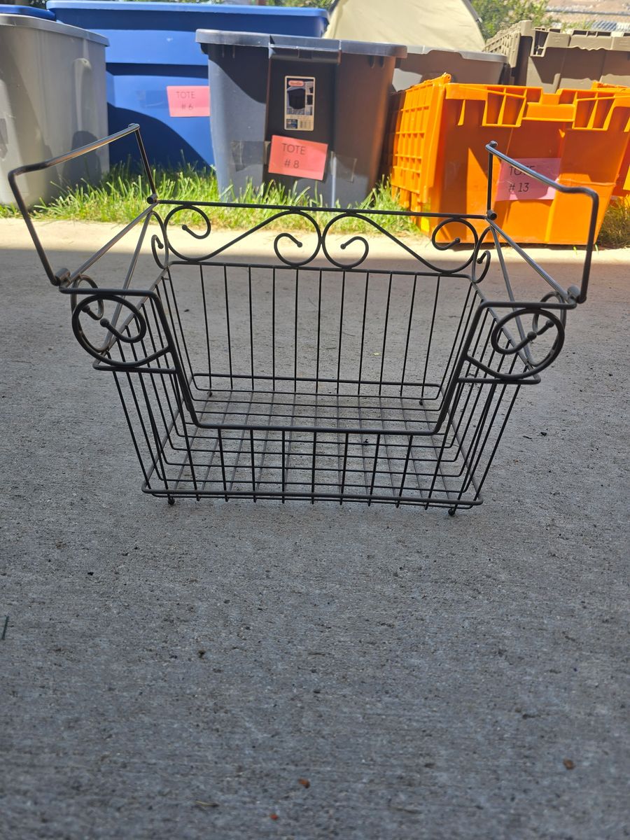 Princess House Meridian Stacking Wire Basket – Large Scrolled Metal Pantry Storage