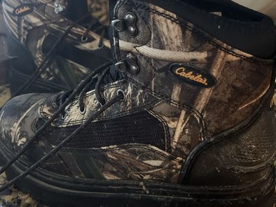 Cabela's Men's Size 10 Camo wading Boots