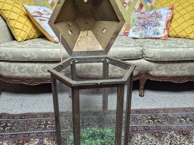 Hexagonal Wood and plexiglass Decorative Lantern Terrarium