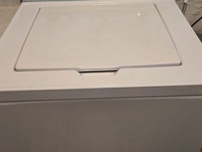 Speed Queen AWN632SP116TWO2 Washer & ADE4BRGS177TWO1 Dryer Set - White, Electric, Top Load