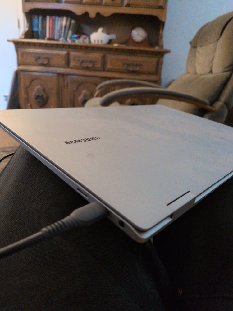 Samsung Galaxy Book 2-in-1 Laptop/Tablet - Silver, Touchscreen, 15.6" Convertible