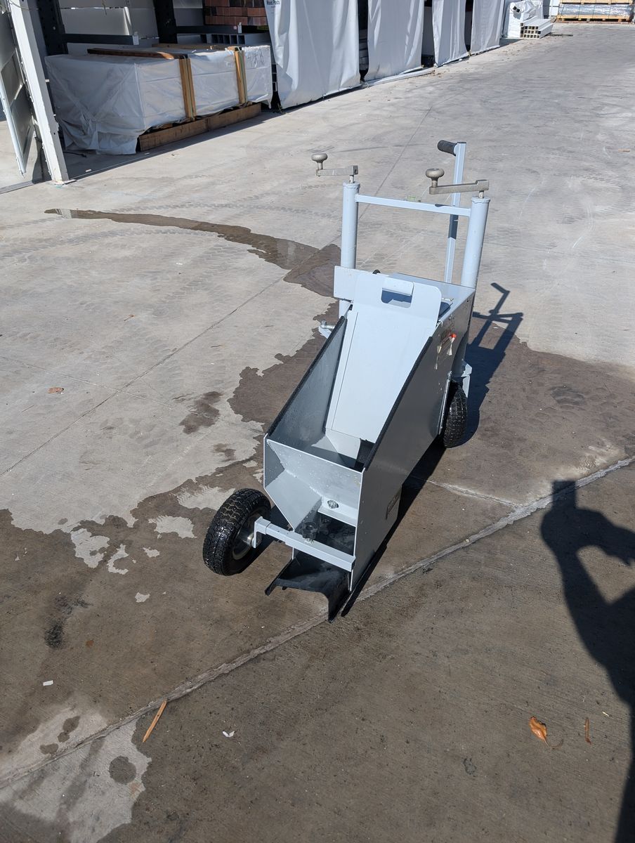cement edging/curbing machine