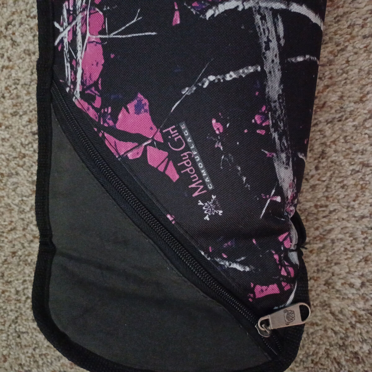 Muddy Girl Rifle Case, 50", NEW