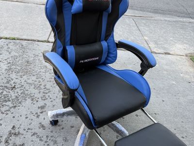 New, Mr IRONSTONE Gaming Chair with Speakers & LED Lights, Ergonomic Massage