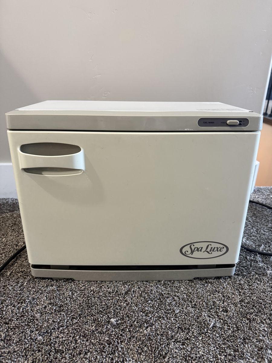 Spa Luxe Towel Warmer