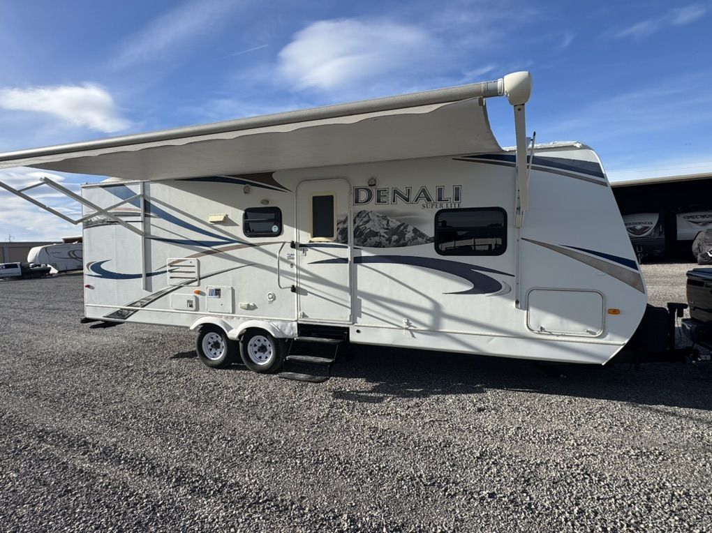 Clean Dutchman Denali 4 Season 260FBX Super Lite