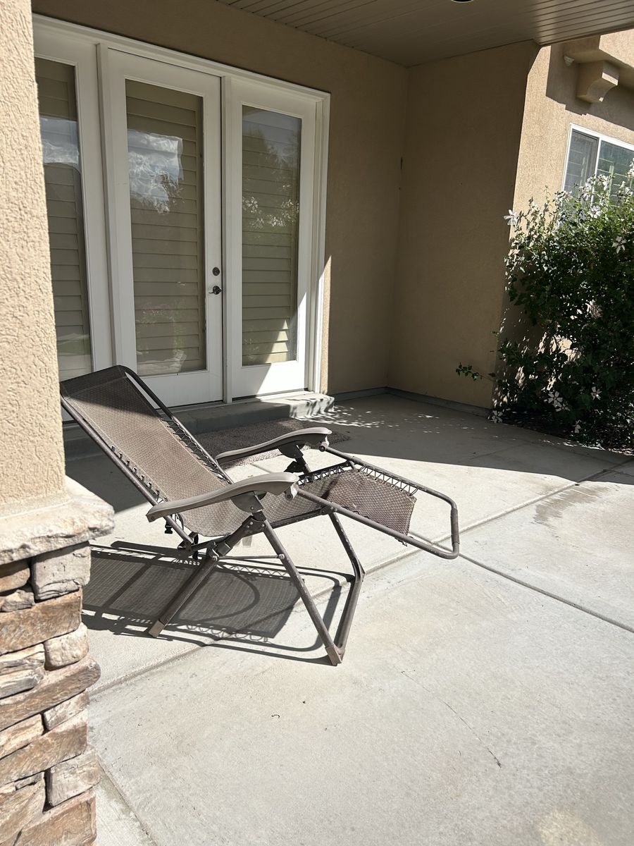 Zero Gravity Patio Lounge Chair Brown Outdoor Recliner