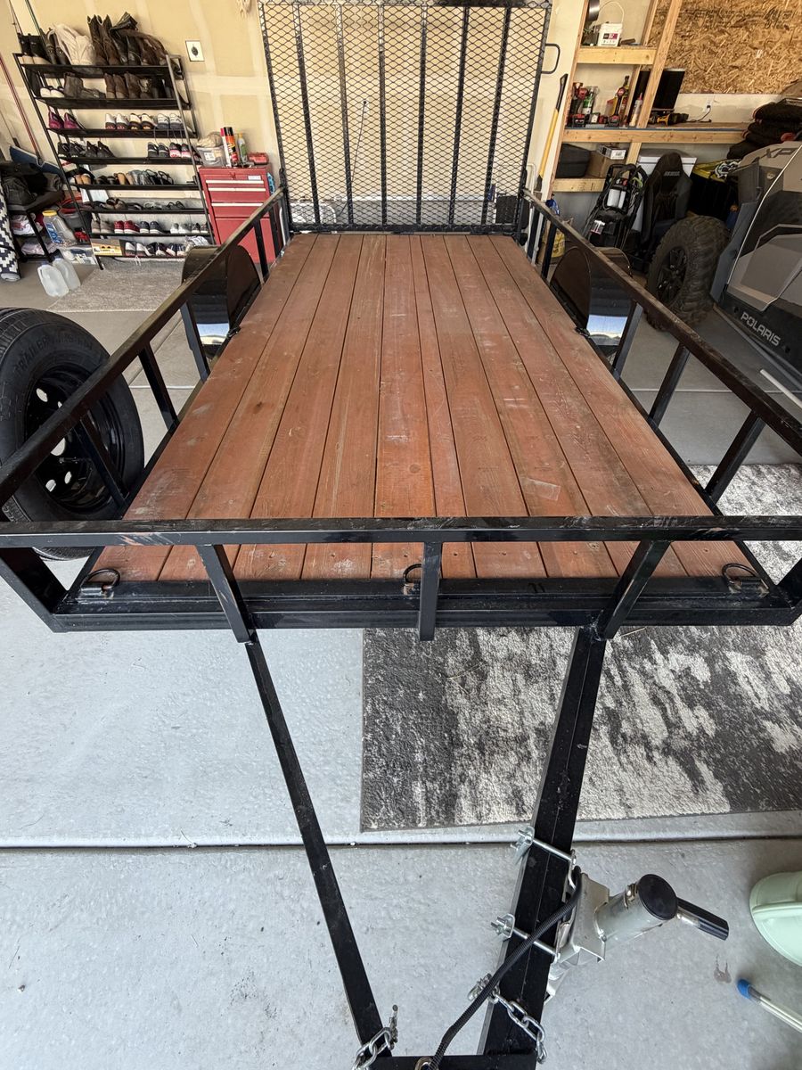 2024 Deluxe Big Bubba 6x12 trailer 