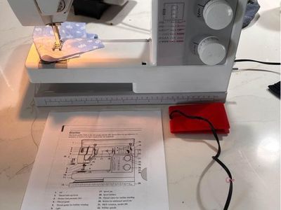 Husqvarna Viking Prelude 340 Sewing Machine with Foot Pedal & Manual