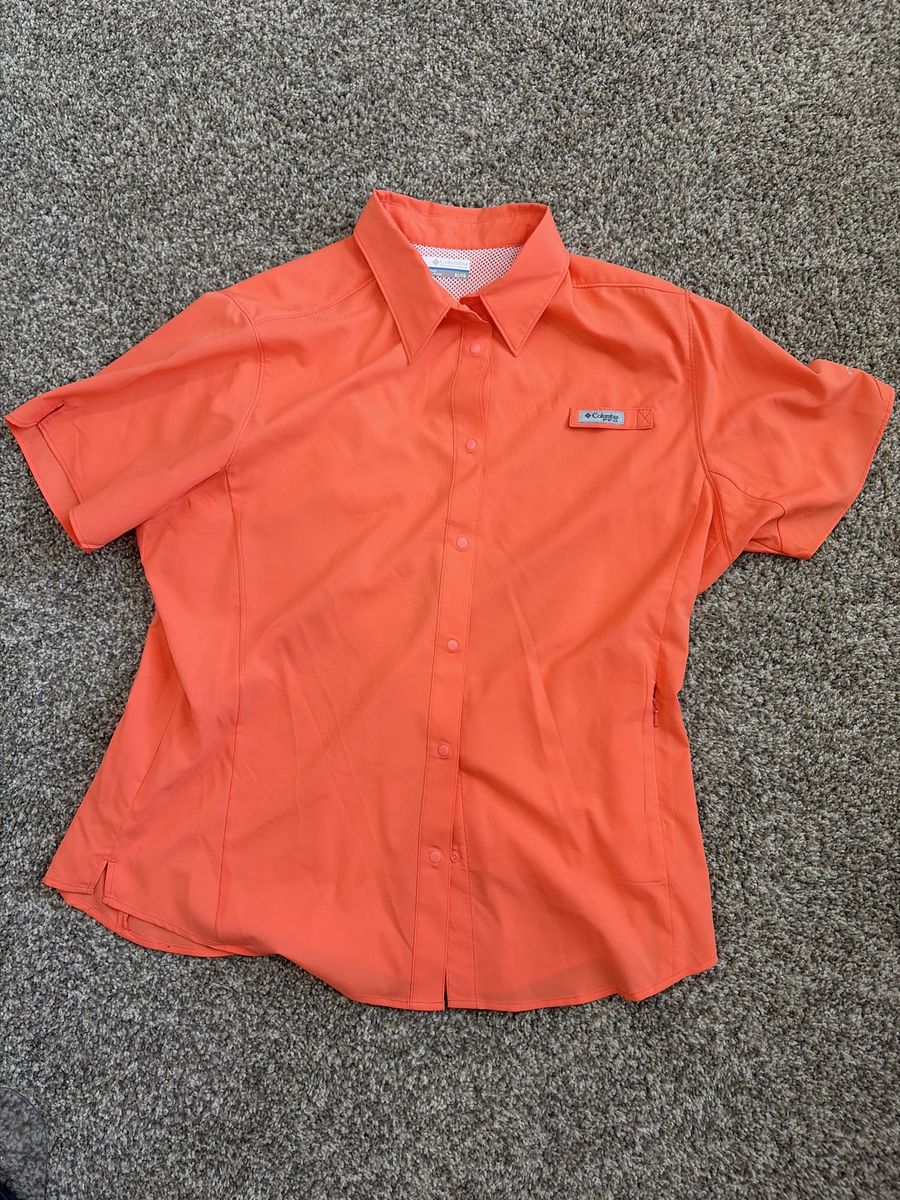 Columbia Women's Coral PFG Tamiami II Short Sleeve Fishing Shirt. XL