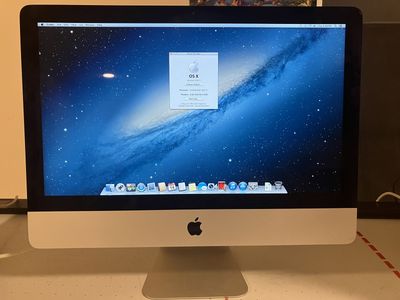 iMac Desktop with Mouse and Keyboard (2013) (21.5 in Screen) (8 GB Memory) (Processor 2.9 GHz)