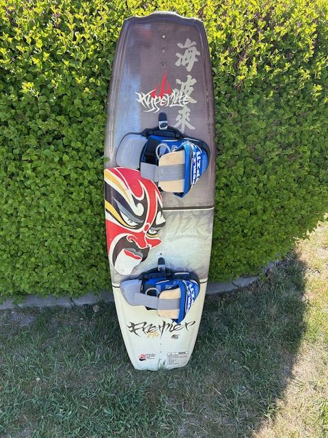 Wakeboard with Boots/Bindings