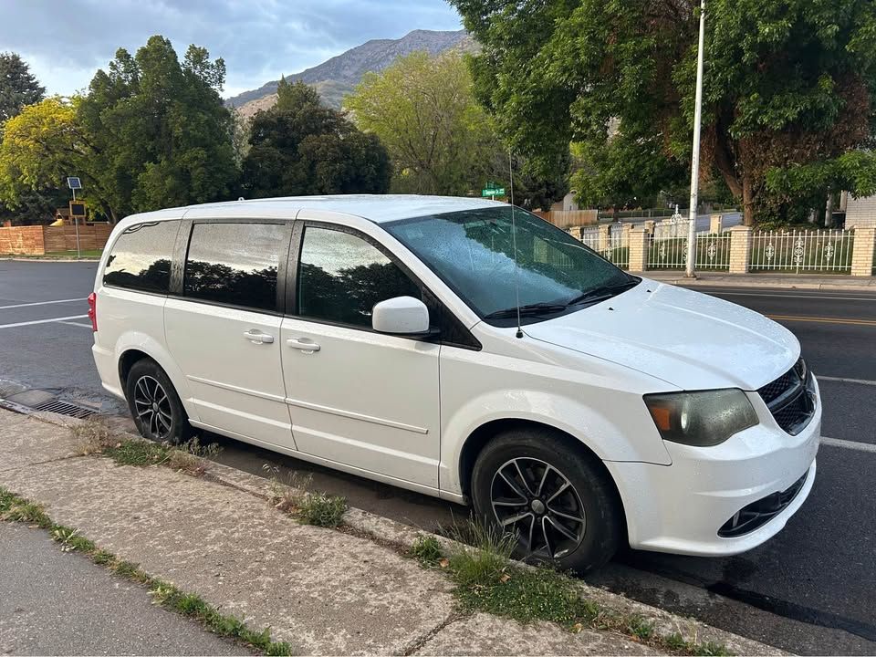 2015 Dodge Grand Caravan R/T