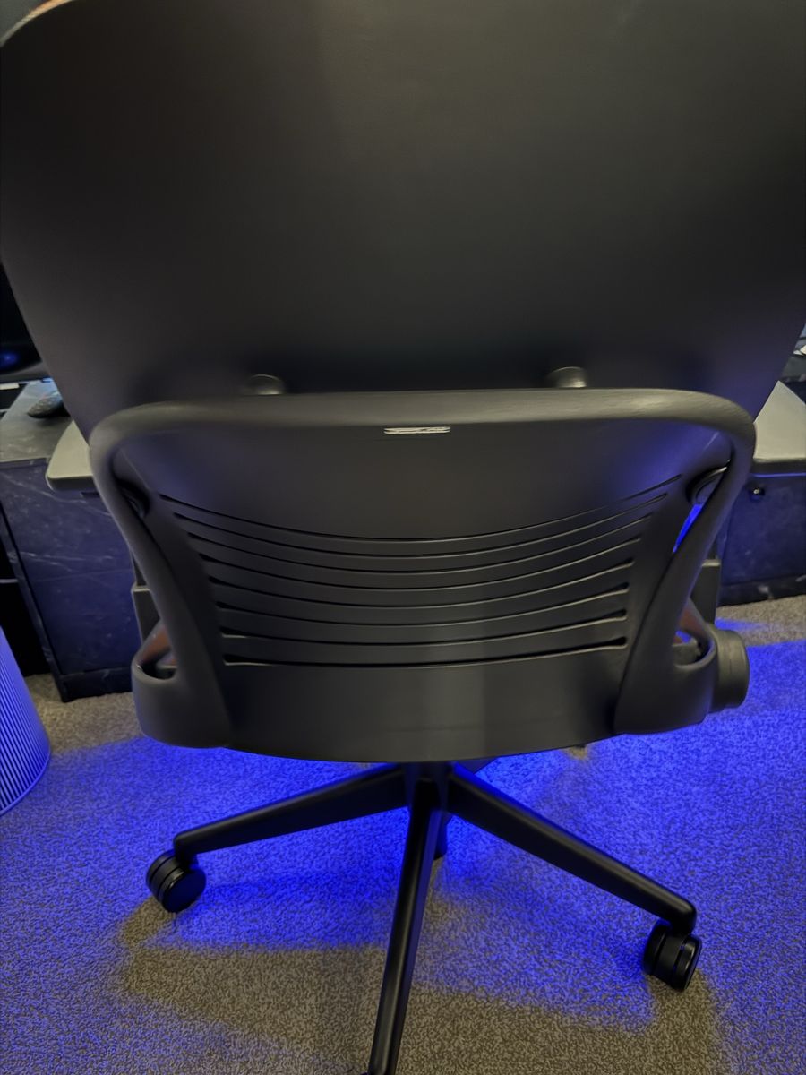 Steelcase Leap V2 Desk Chair in Buzz2 Pumpkin Orange Fabric