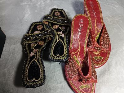 Li.shun Women's Embroidered & Beaded Flat Sandals and Wedge Mules - Size 38 (US 7.5)