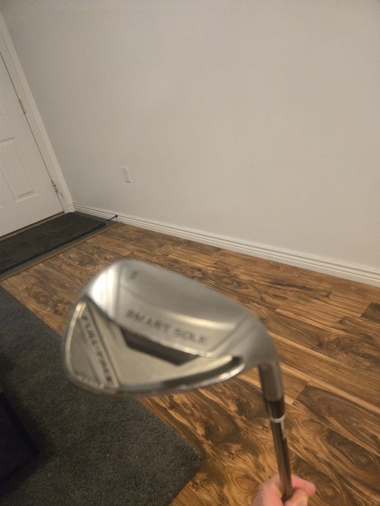 Cleveland Smart Sole Full-Face Wedge with UST Mamiya Recoil Dart Shaft