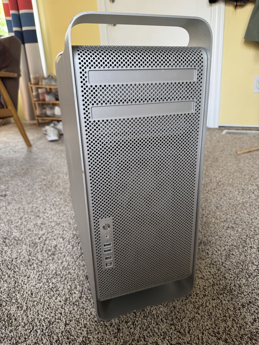 Apple MAC Pro w/ Protools 8 LE