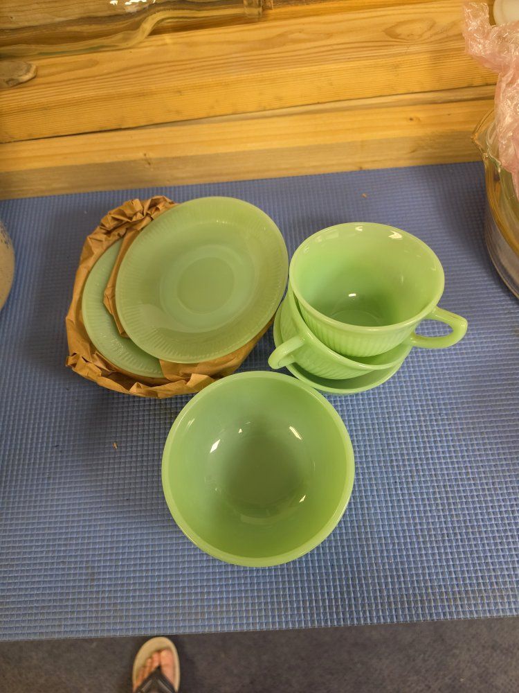 Main image 3
