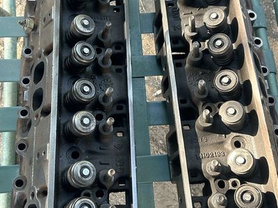 1987 Vortex GM 14102193 Cylinder Heads - Pair