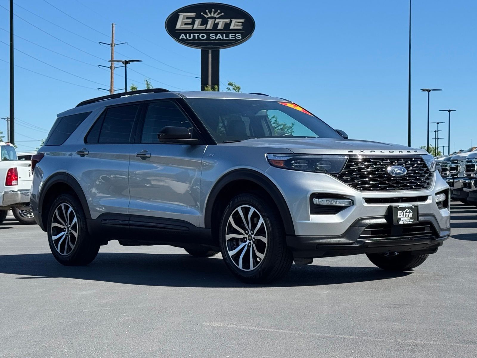 2023 Ford Explorer ST-Line
