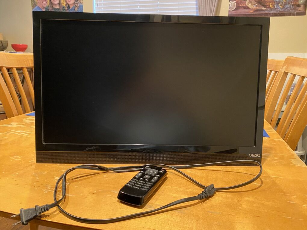 24 Inch Visio TV